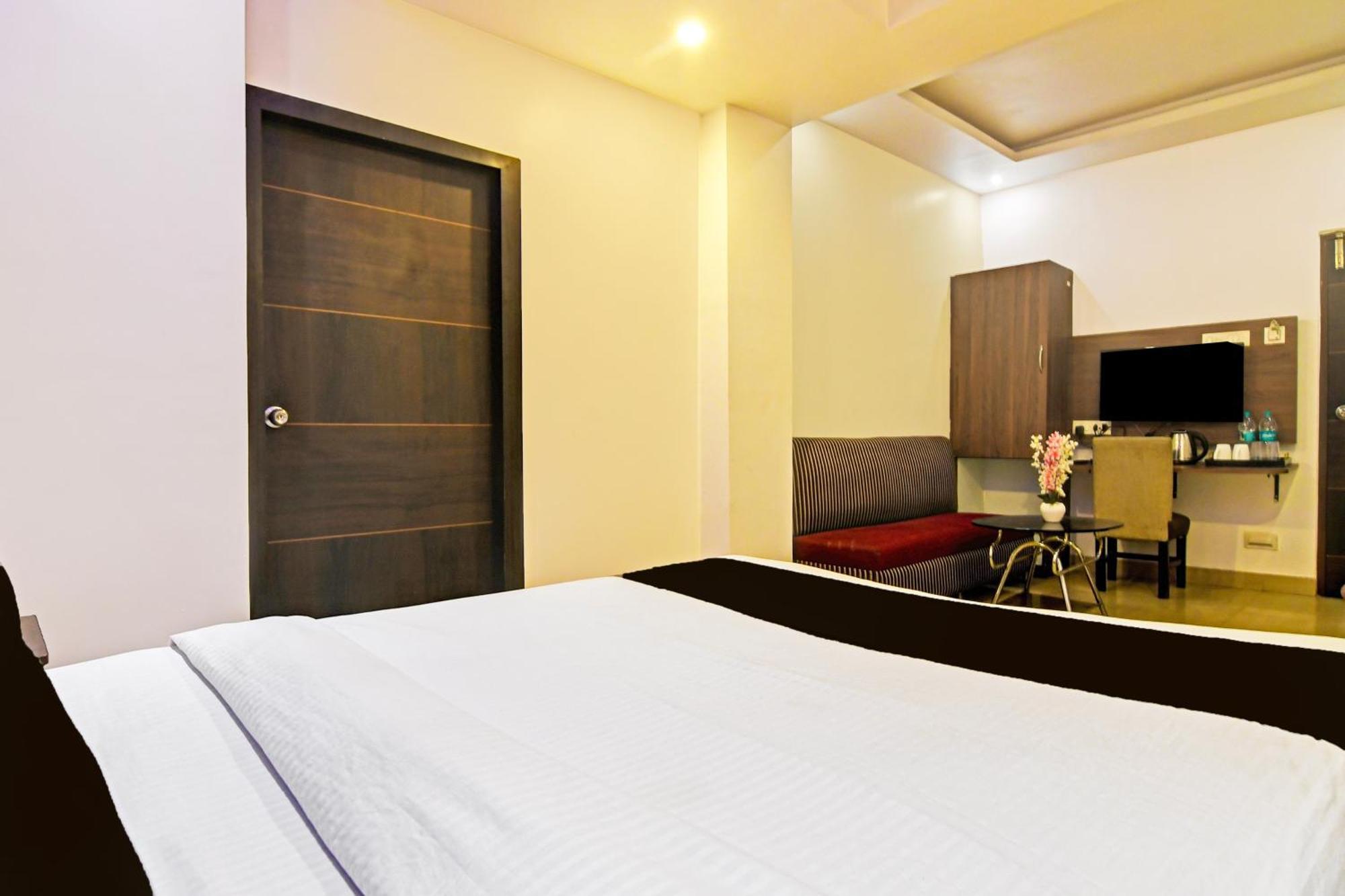 Super Hotel O Baguiati Nager Bazaar Dış mekan fotoğraf