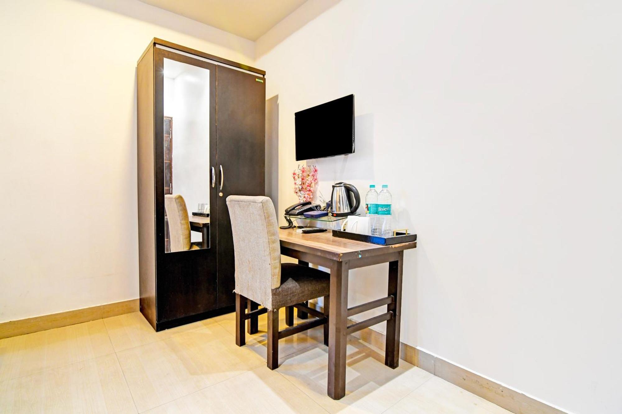 Super Hotel O Baguiati Nager Bazaar Dış mekan fotoğraf